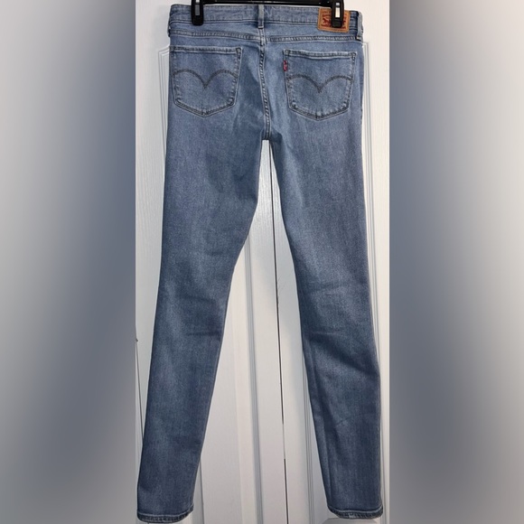 711 Light Wash Skinny Jeans - Picture 6 of 8